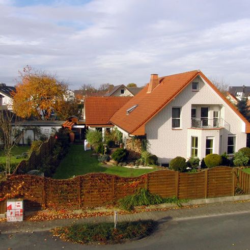 Leo Riske Immobilien in Bad Lippspringe, Zweifamilienhaus in Sennelager